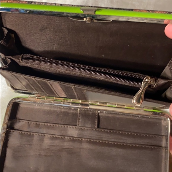 Wallet - Picture 4 of 6